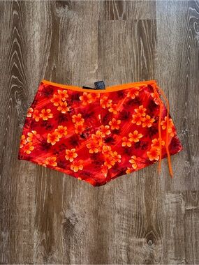 Vintage Y2K Women's Orange Floral Swim Shorts